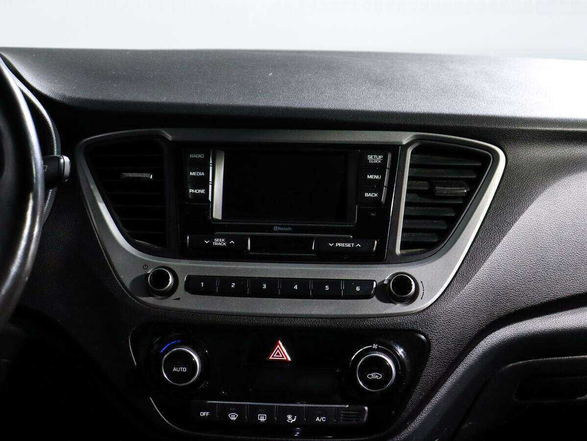 Hyundai Solaris, 2017 Фото №11