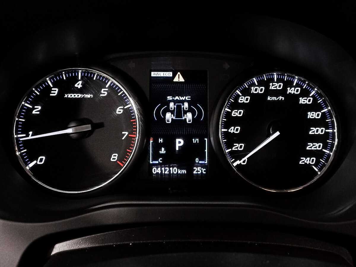 Mitsubishi Outlander, 2021 Фото №10