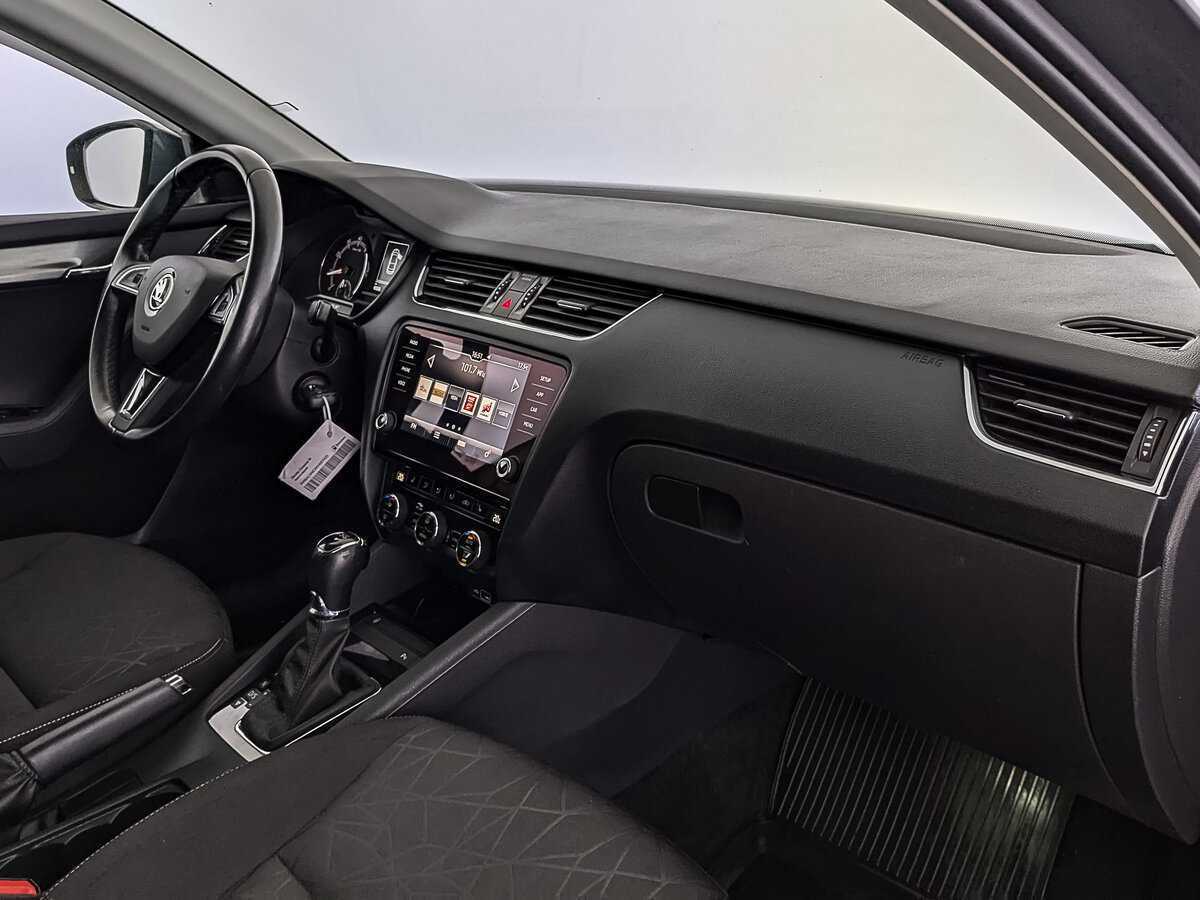 Skoda Octavia, 2018 Фото №13