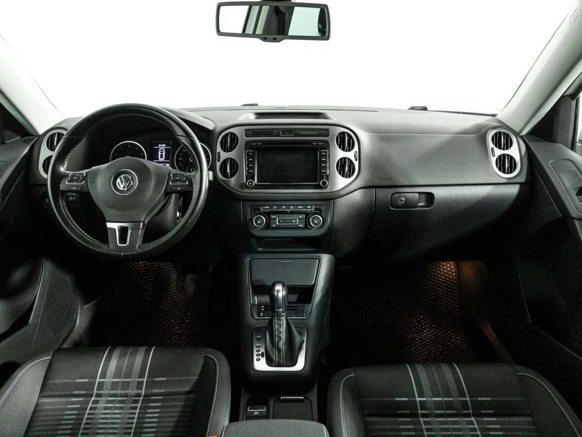 Volkswagen Tiguan, 2015 Фото №13