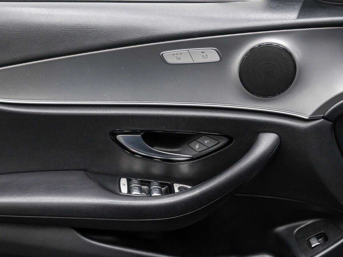 Mercedes-Benz E-Класс 200 d, 2019 Фото №14
