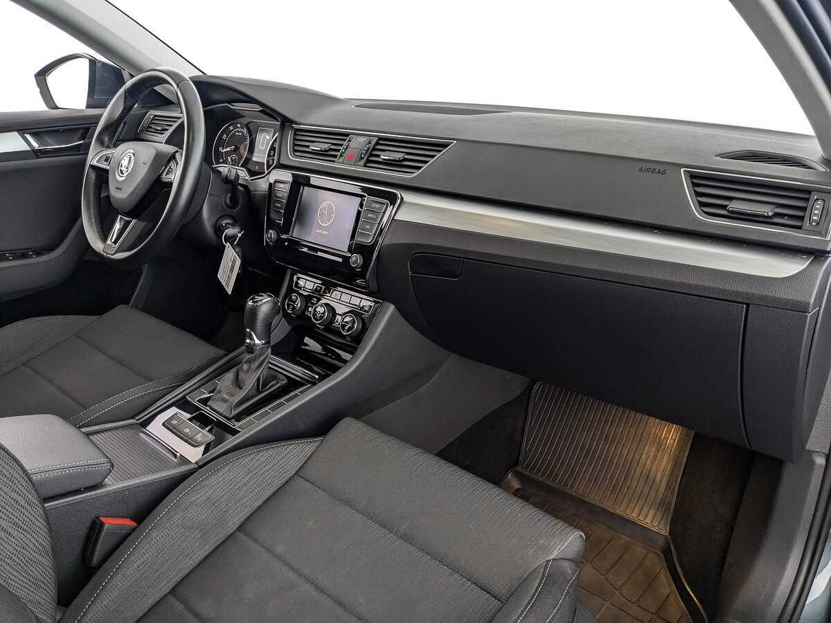 Skoda Superb, 2019 Фото №9