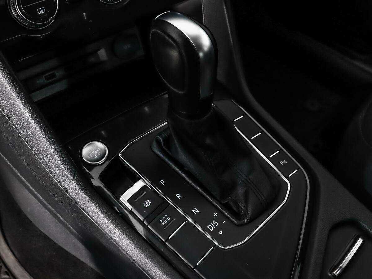 Volkswagen Tiguan L, 2019 Фото №9