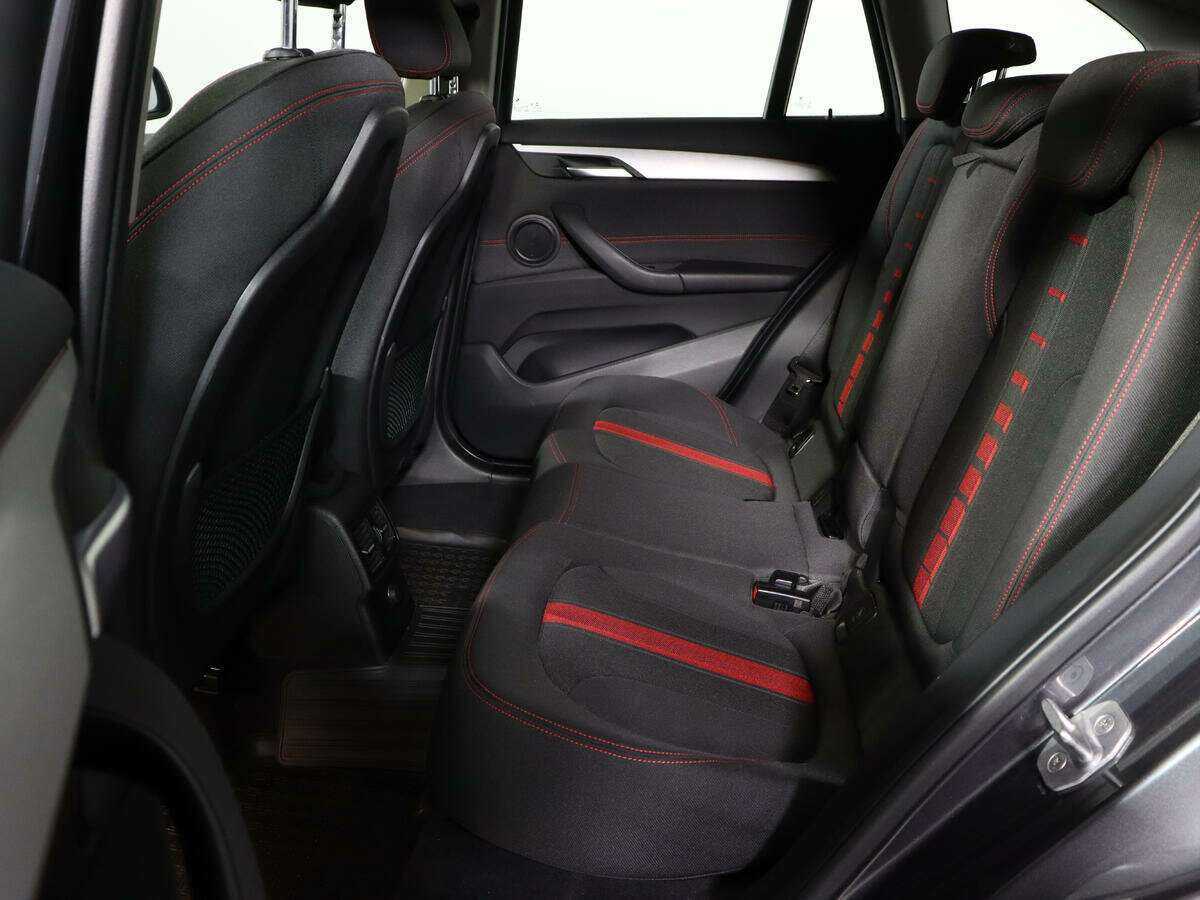 BMW X1 20i xDrive, 2017 Фото №7