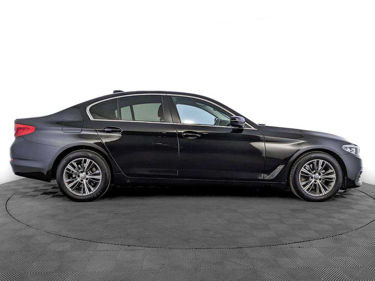 BMW 5 серии 520i, 2018 Фото №4