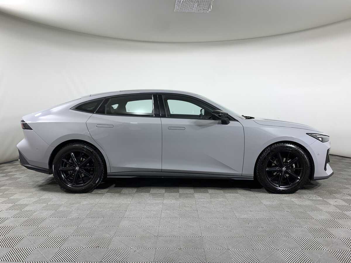 Changan UNI-V, 2023 Фото №4