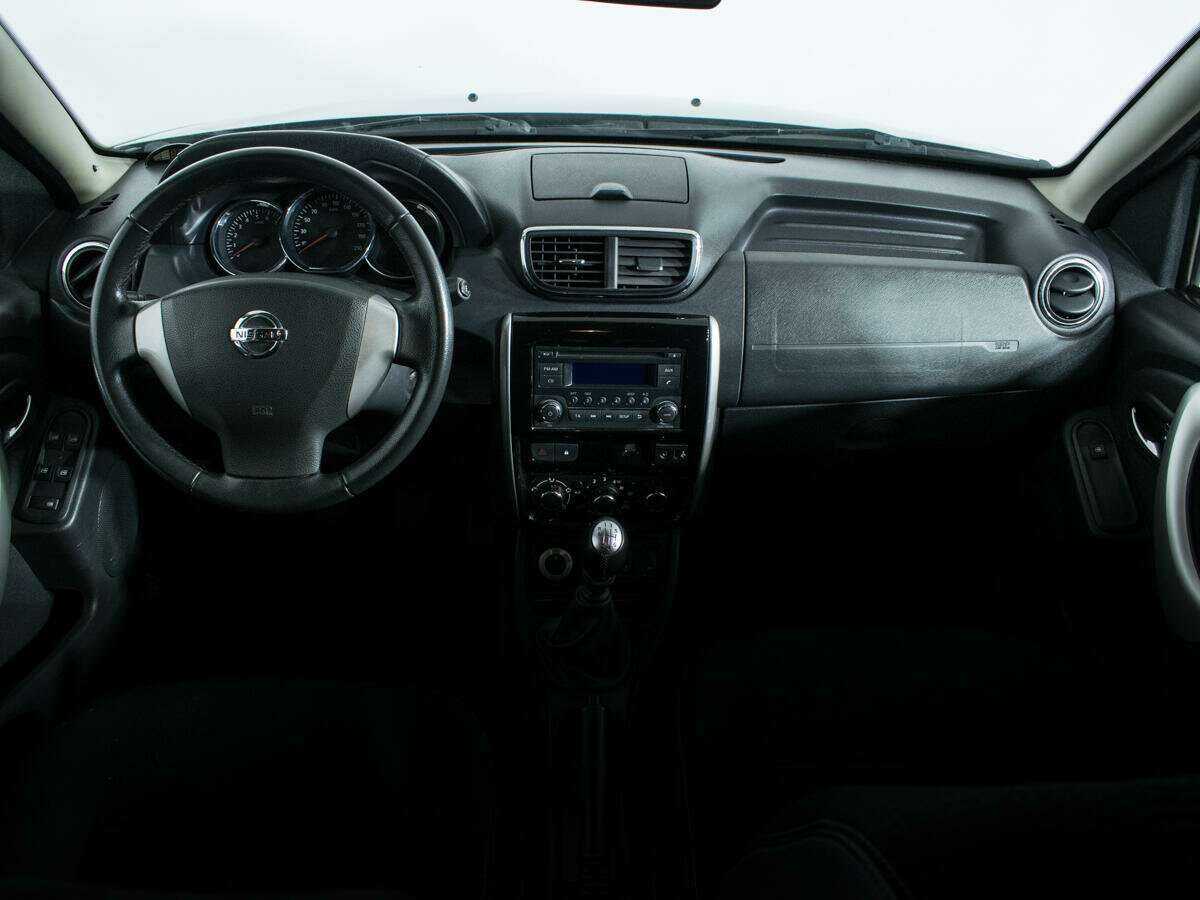 Nissan Terrano, 2016 Фото №12