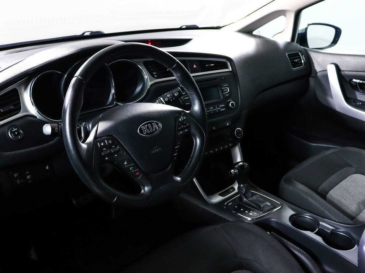 Kia Ceed, 2018 Фото №12