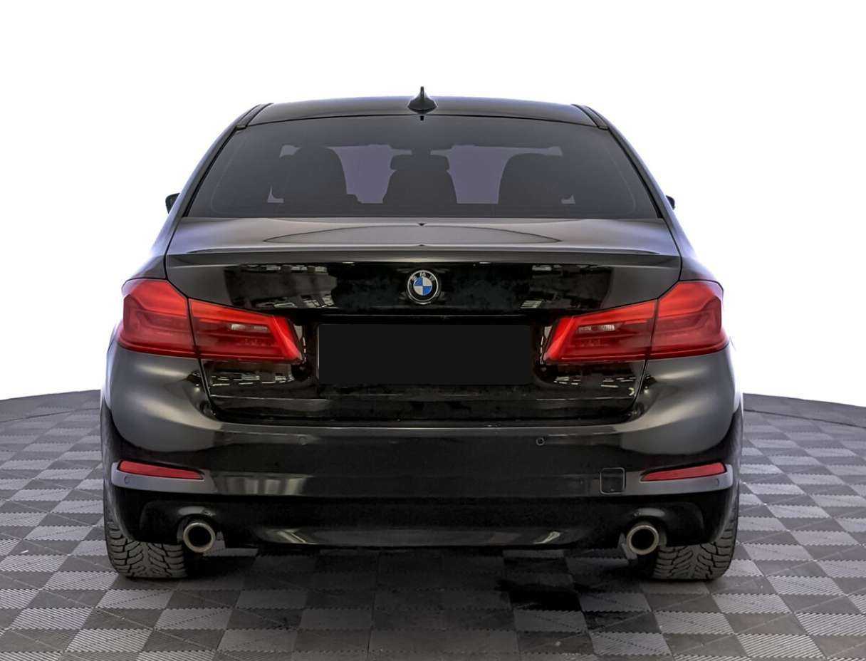 BMW 5 серии 520d xDrive, 2017 Фото №6
