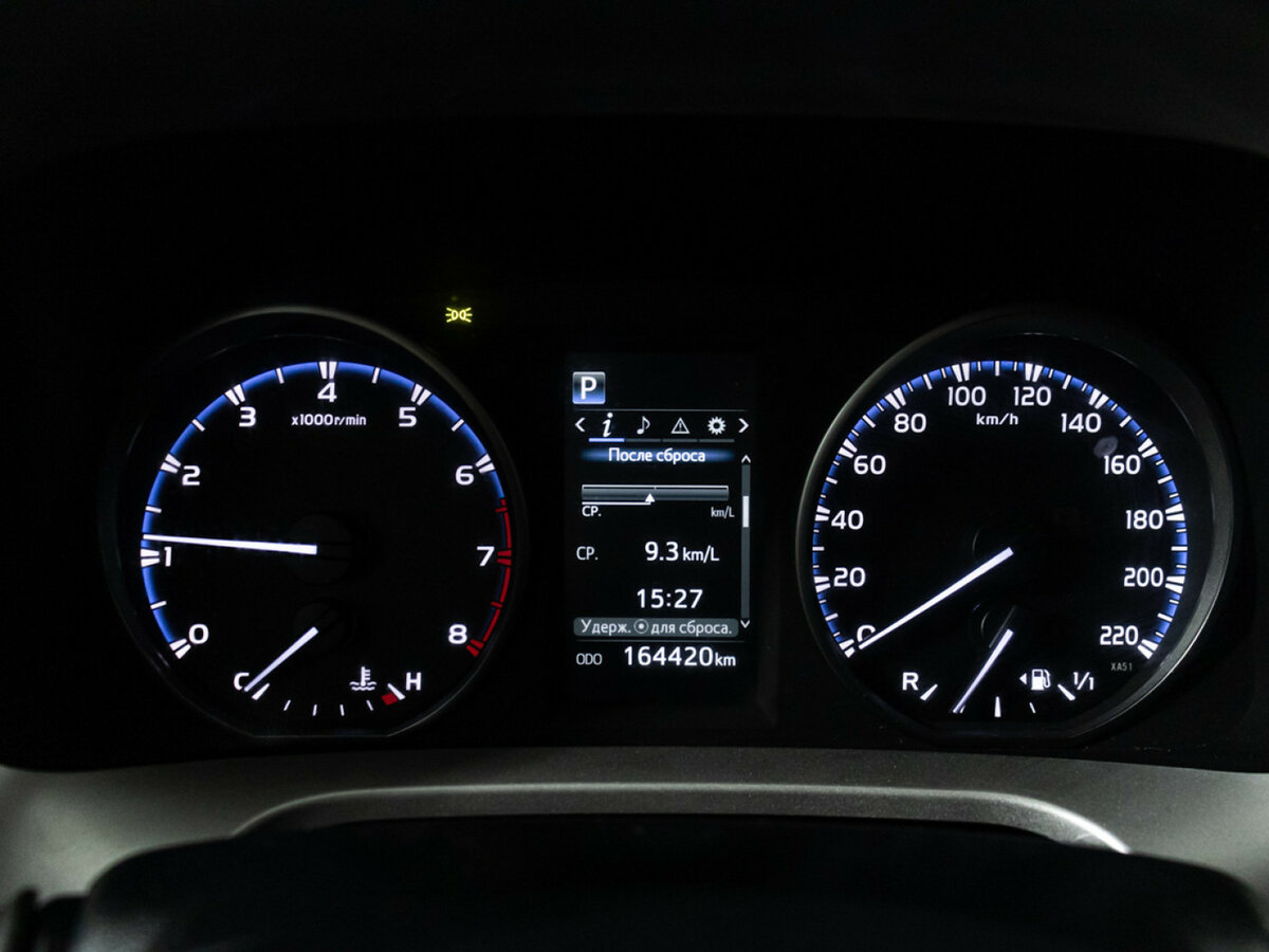 Toyota RAV4 IV (XA40) Рестайлинг, 2017 Фото №12