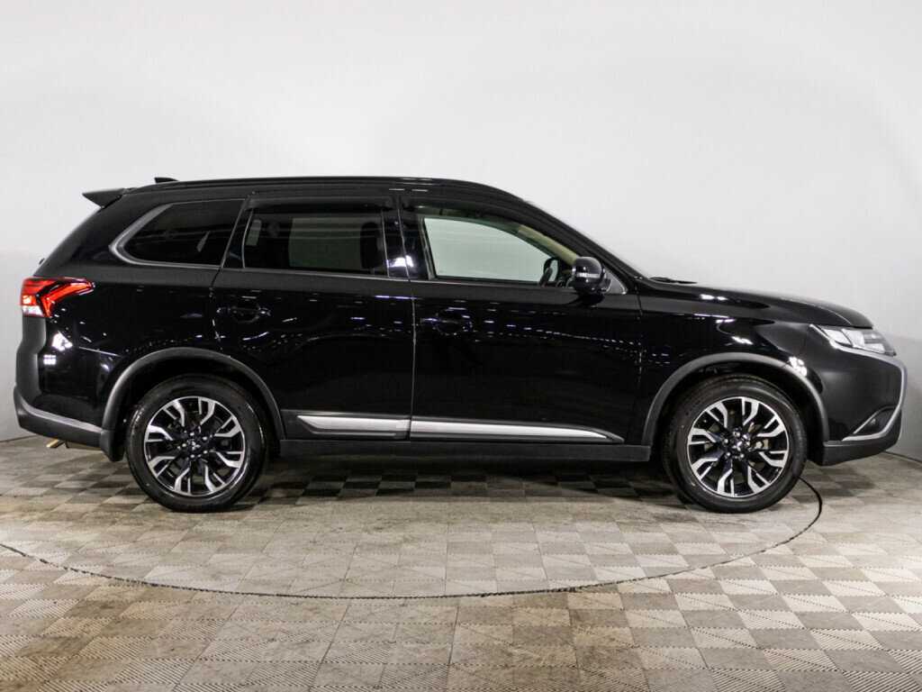 Mitsubishi Outlander, 2021 Фото №4