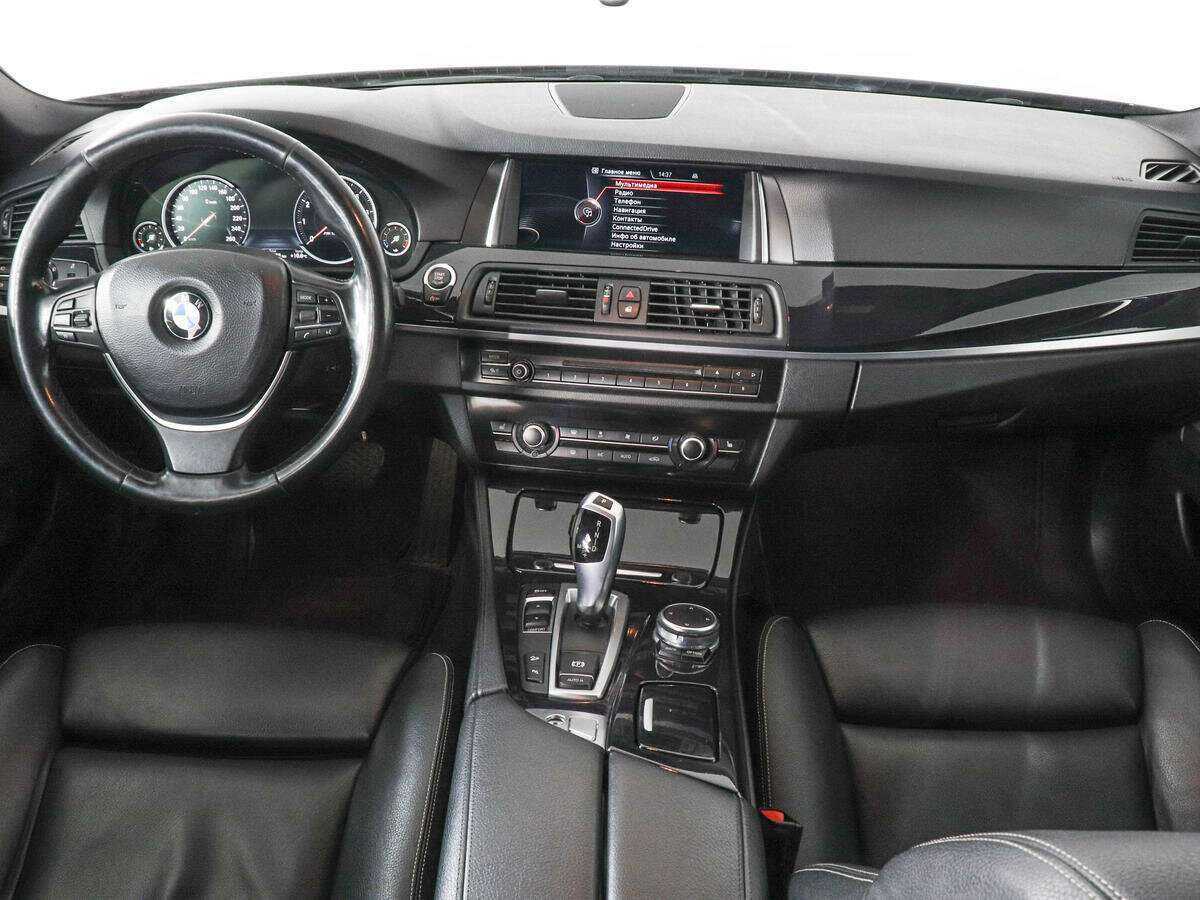 BMW 5 серии 528i xDrive, 2016 Фото №7