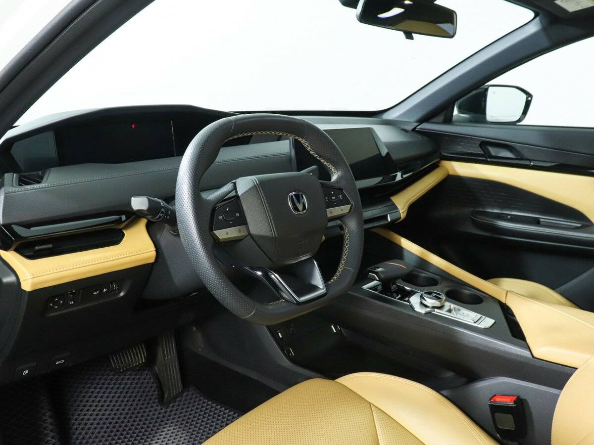 Changan UNI-V, 2022 Фото №12