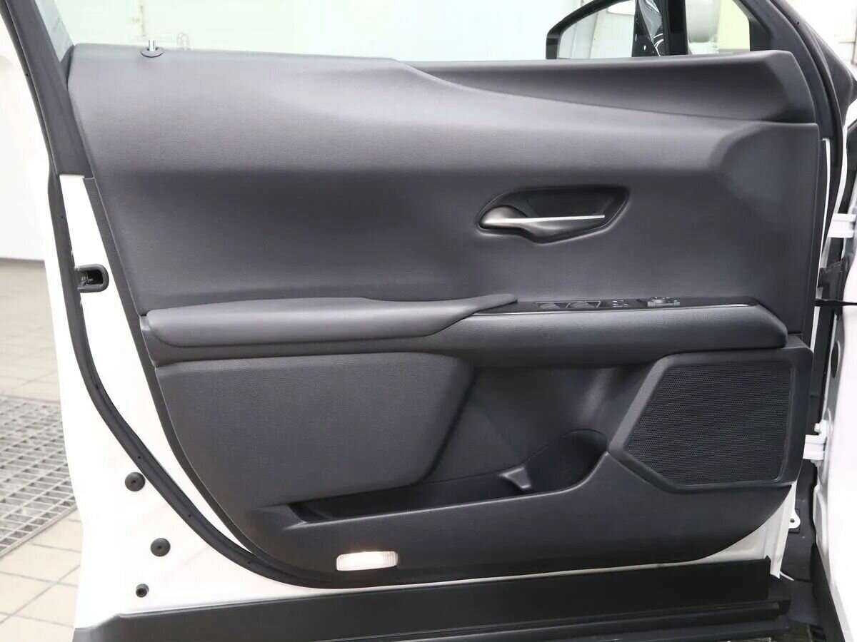 Lexus UX 200, 2019 Фото №5