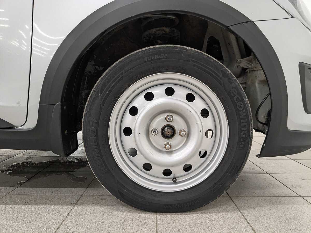 Kia Rio X-Line, 2020 Фото №12