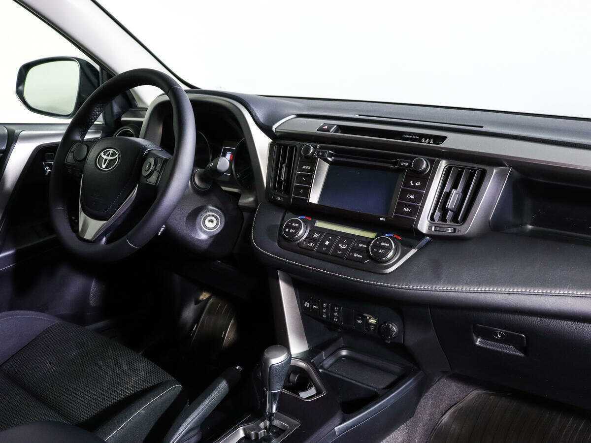 Toyota RAV4, 2016 Фото №9
