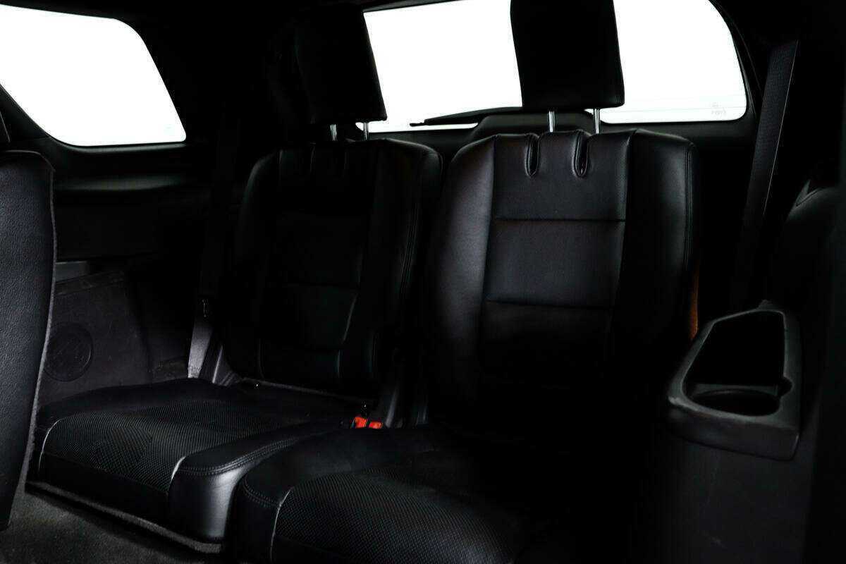 Ford Explorer, 2015 Фото №14