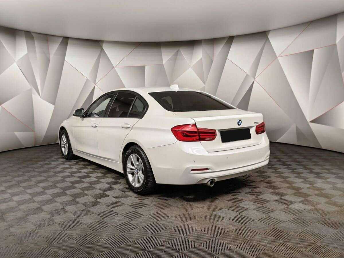 BMW 3 серии 318i, 2018 Фото №4