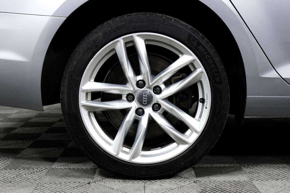 Audi A4, 2016 Фото №13