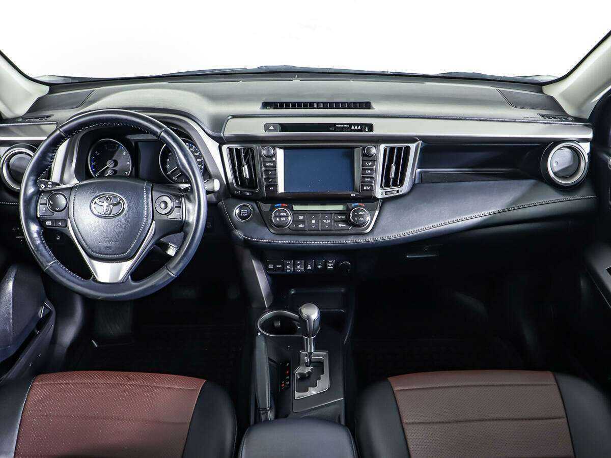 Toyota RAV4, 2018 Фото №10