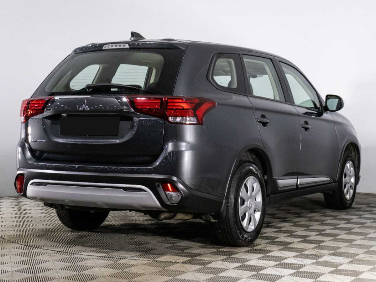 Mitsubishi Outlander, 2021 Фото №4