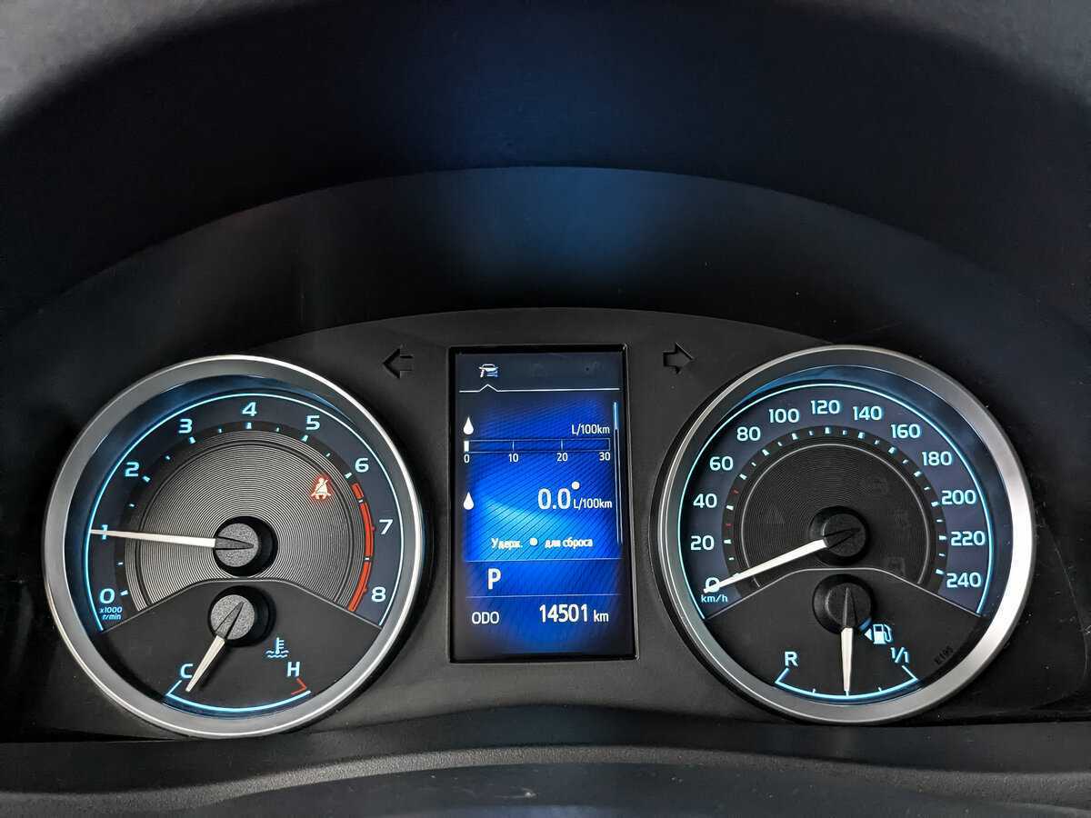 Toyota Corolla, 2017 Фото №16