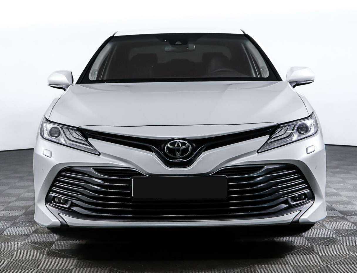 Toyota Camry, 2018 Фото №2
