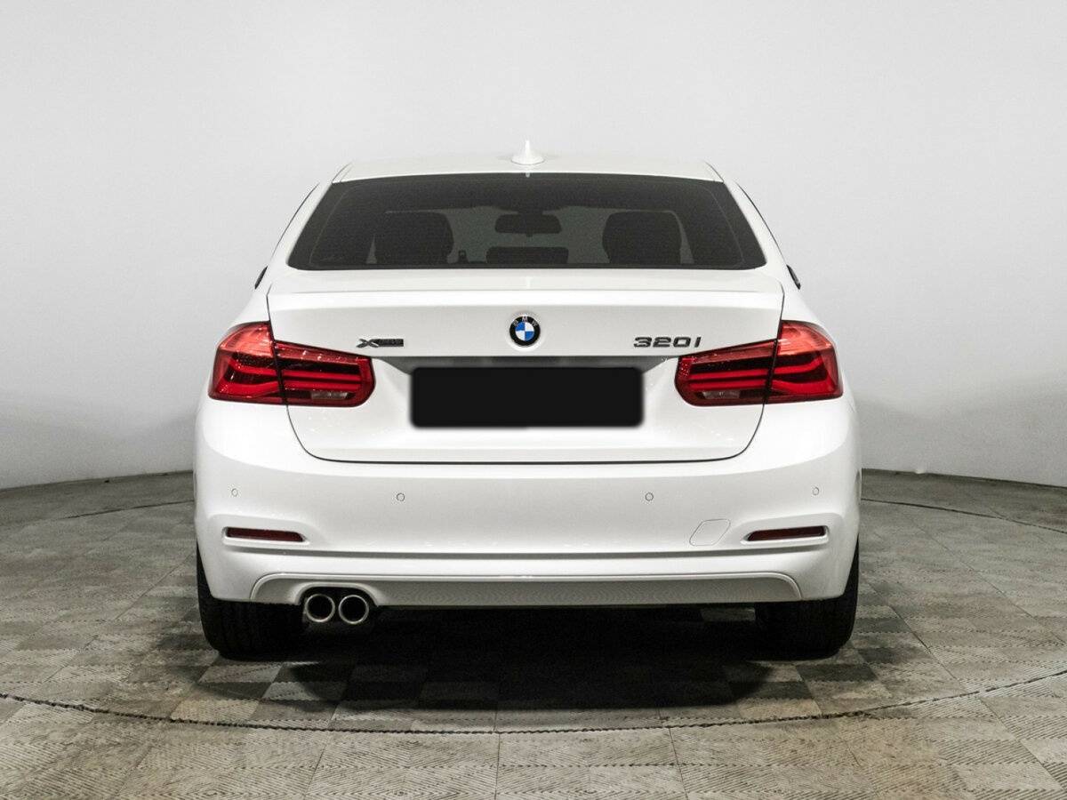 BMW 3 серии 320i xDrive, 2018 Фото №6