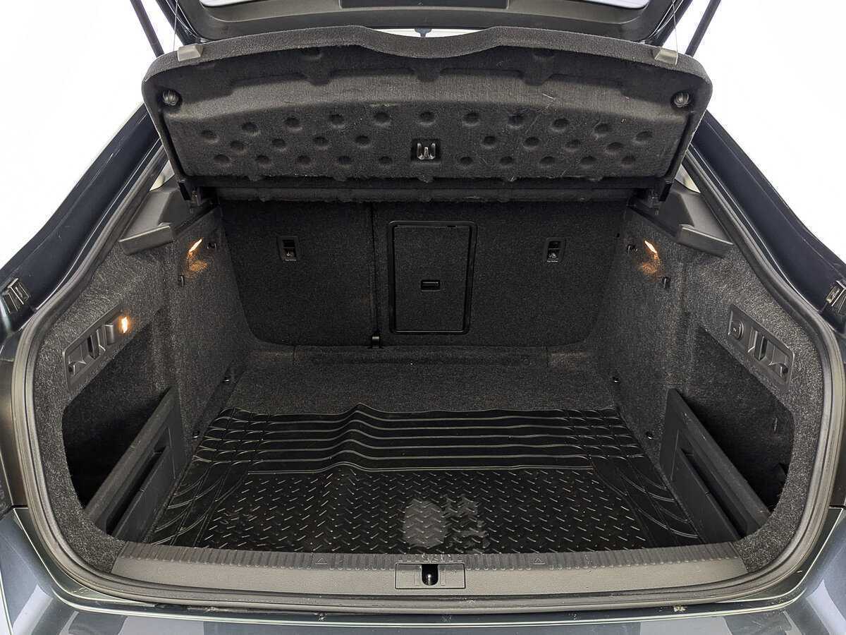 Skoda Superb, 2019 Фото №10