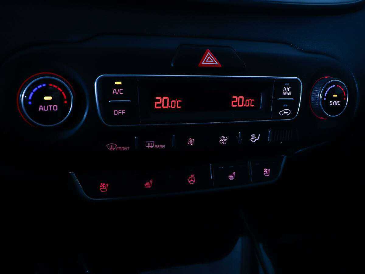 Kia Sorento, 2017 Фото №24