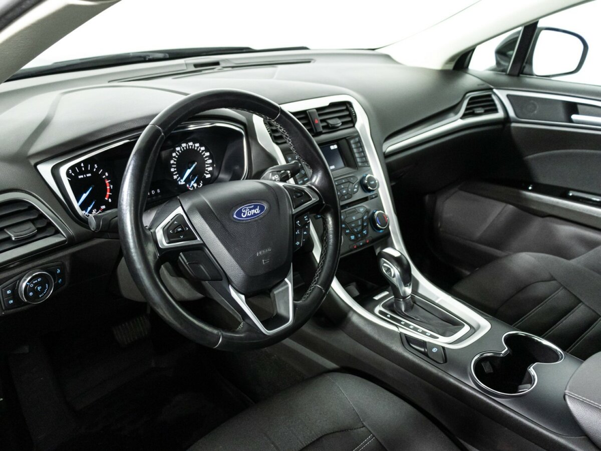 Ford Mondeo V, 2018 Фото №11