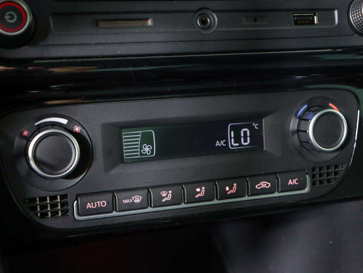 Volkswagen Polo, 2017 Фото №15