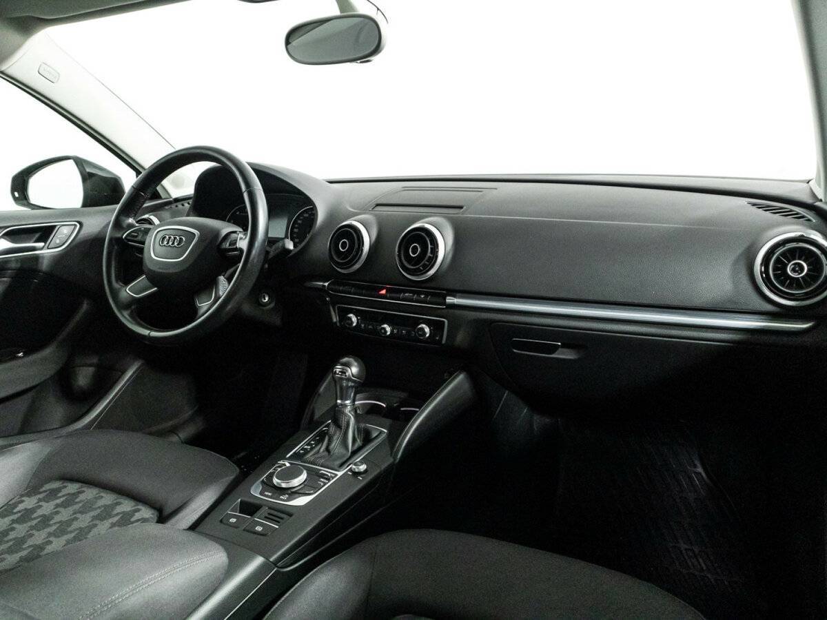 Audi A3, 2015 Фото №9