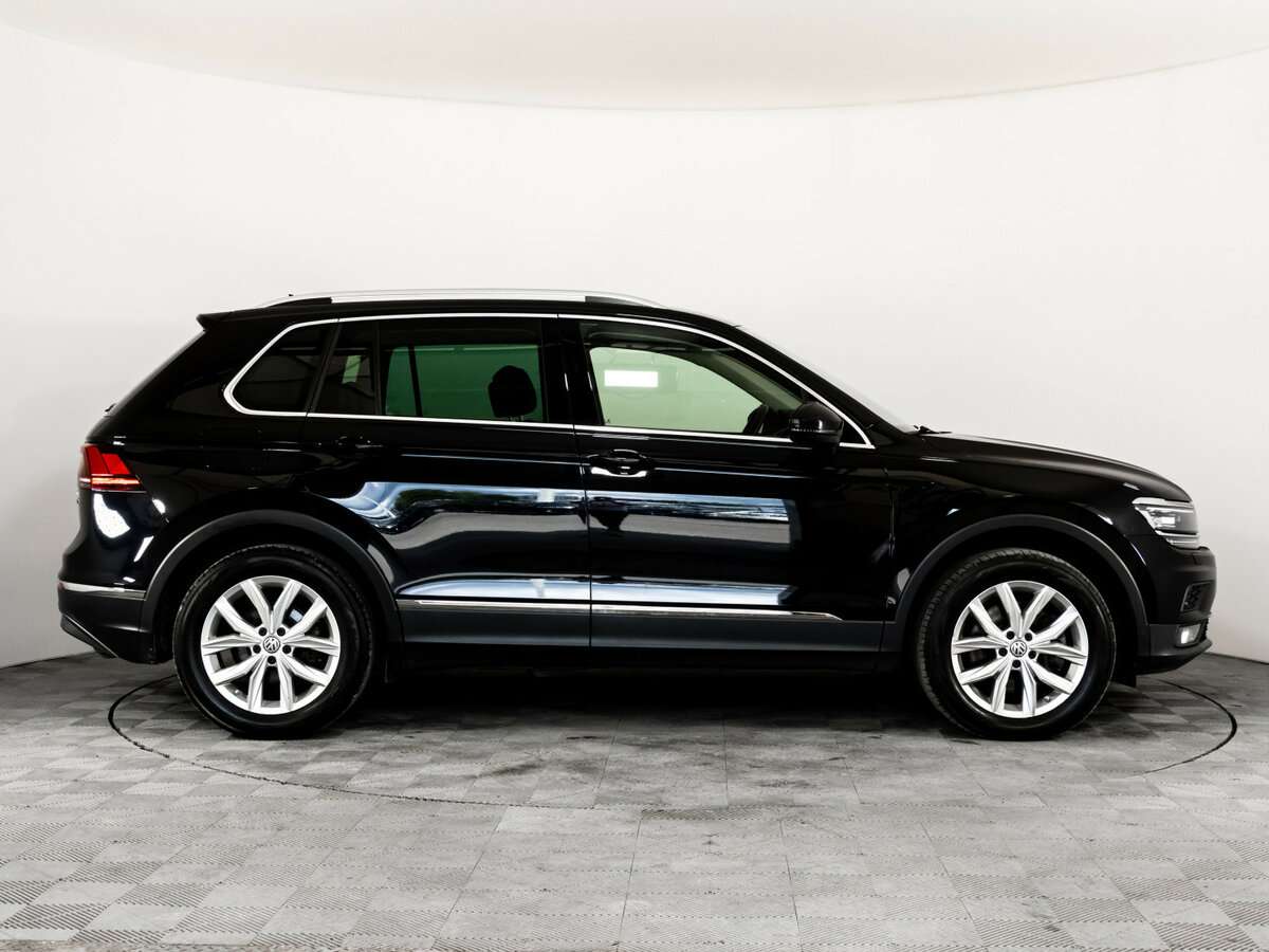 Volkswagen Tiguan, 2018 Фото №4