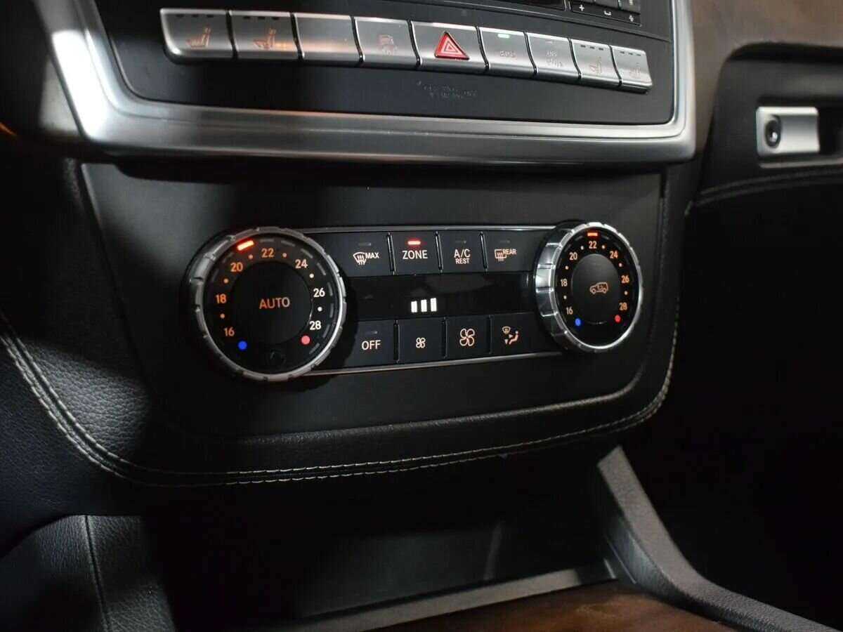 Mercedes-Benz M-Класс 350 CDI, 2014 Фото №26