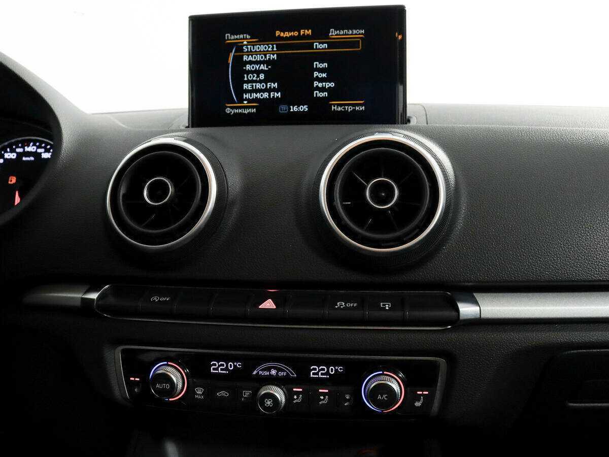 Audi A3, 2015 Фото №13