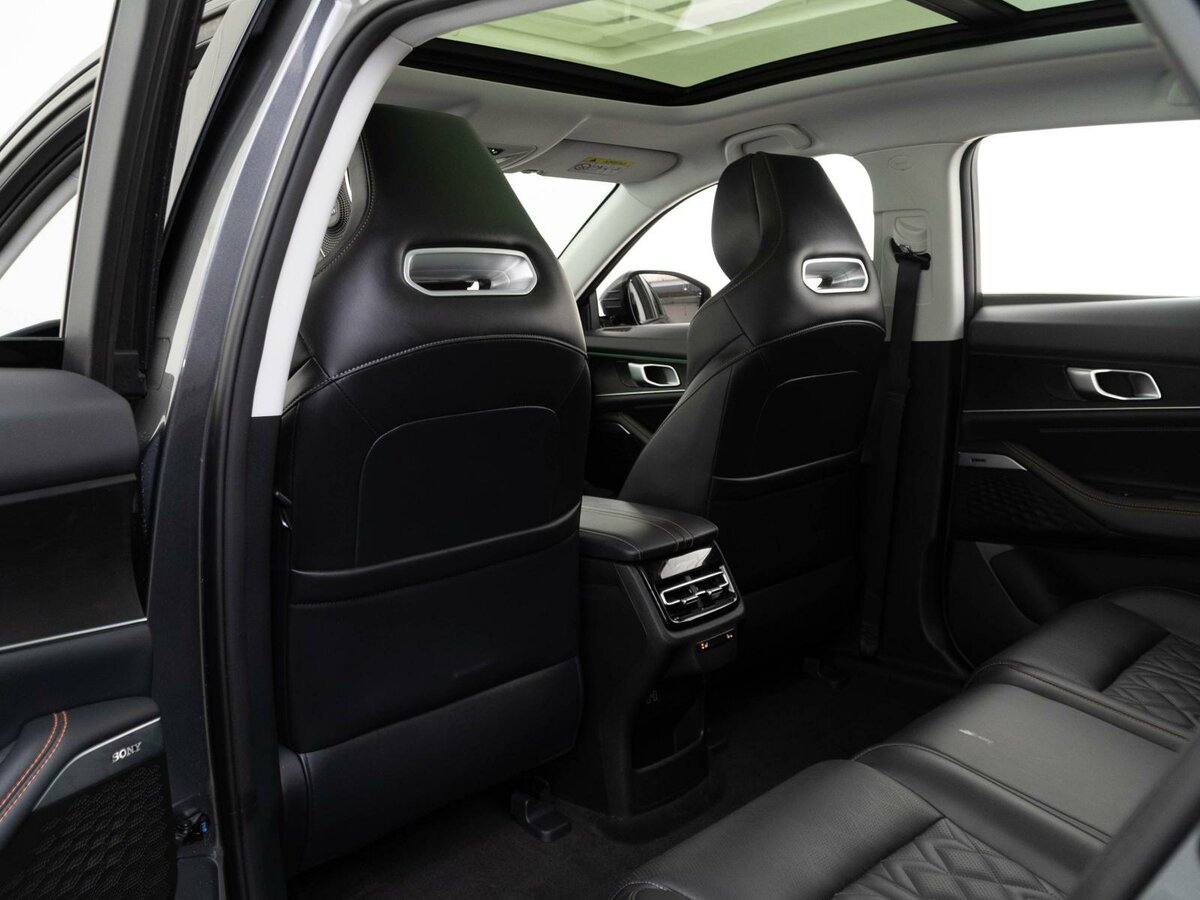 Changan UNI-K, 2023 Фото №12