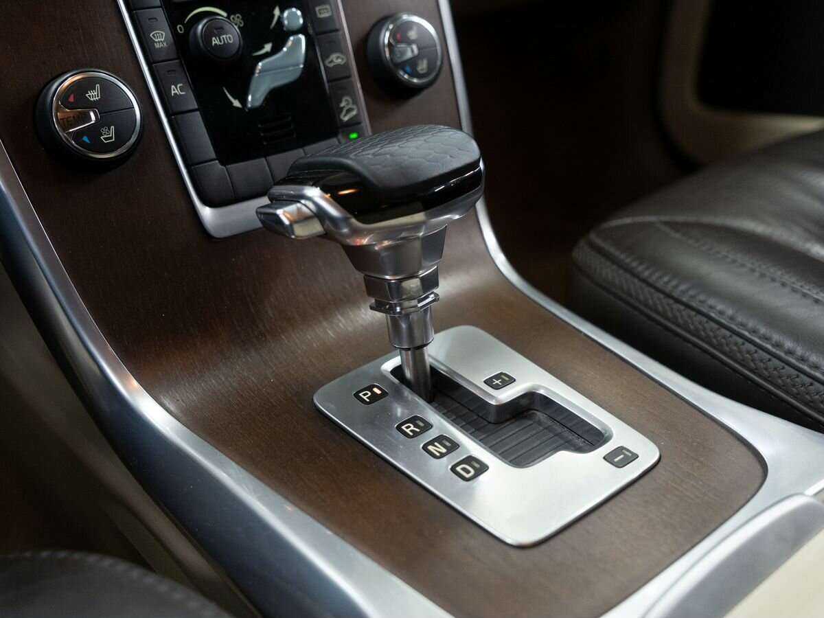 Volvo XC70, 2012 Фото №13