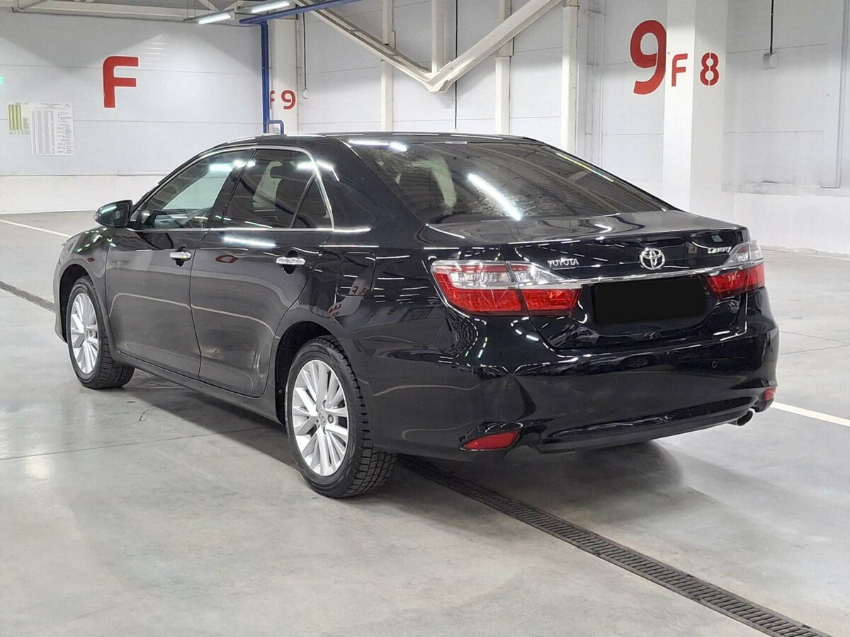 Toyota Camry VII (XV50) Рестайлинг, 2015 Фото №7