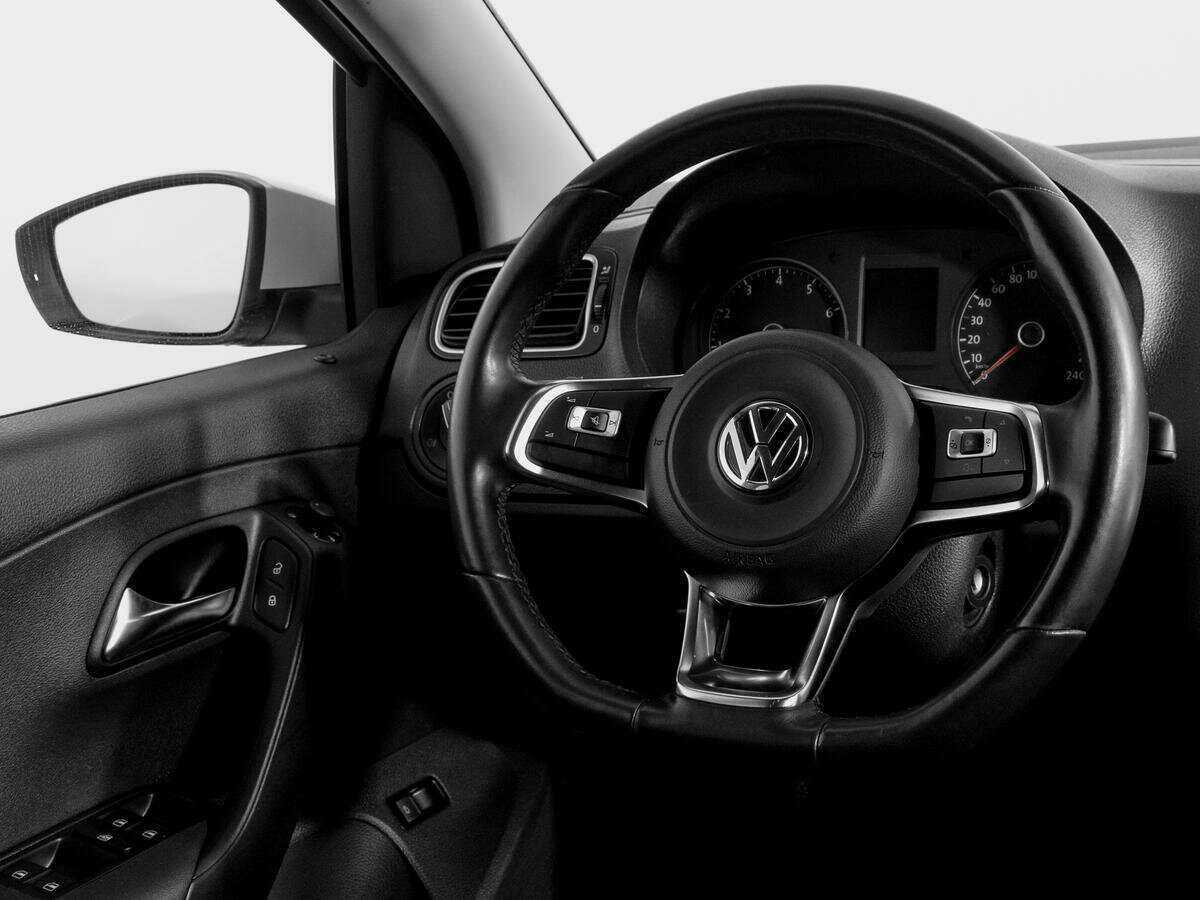 Volkswagen Polo, 2020 Фото №14