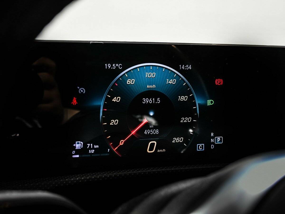 Mercedes-Benz CLA 200, 2020 Фото №10