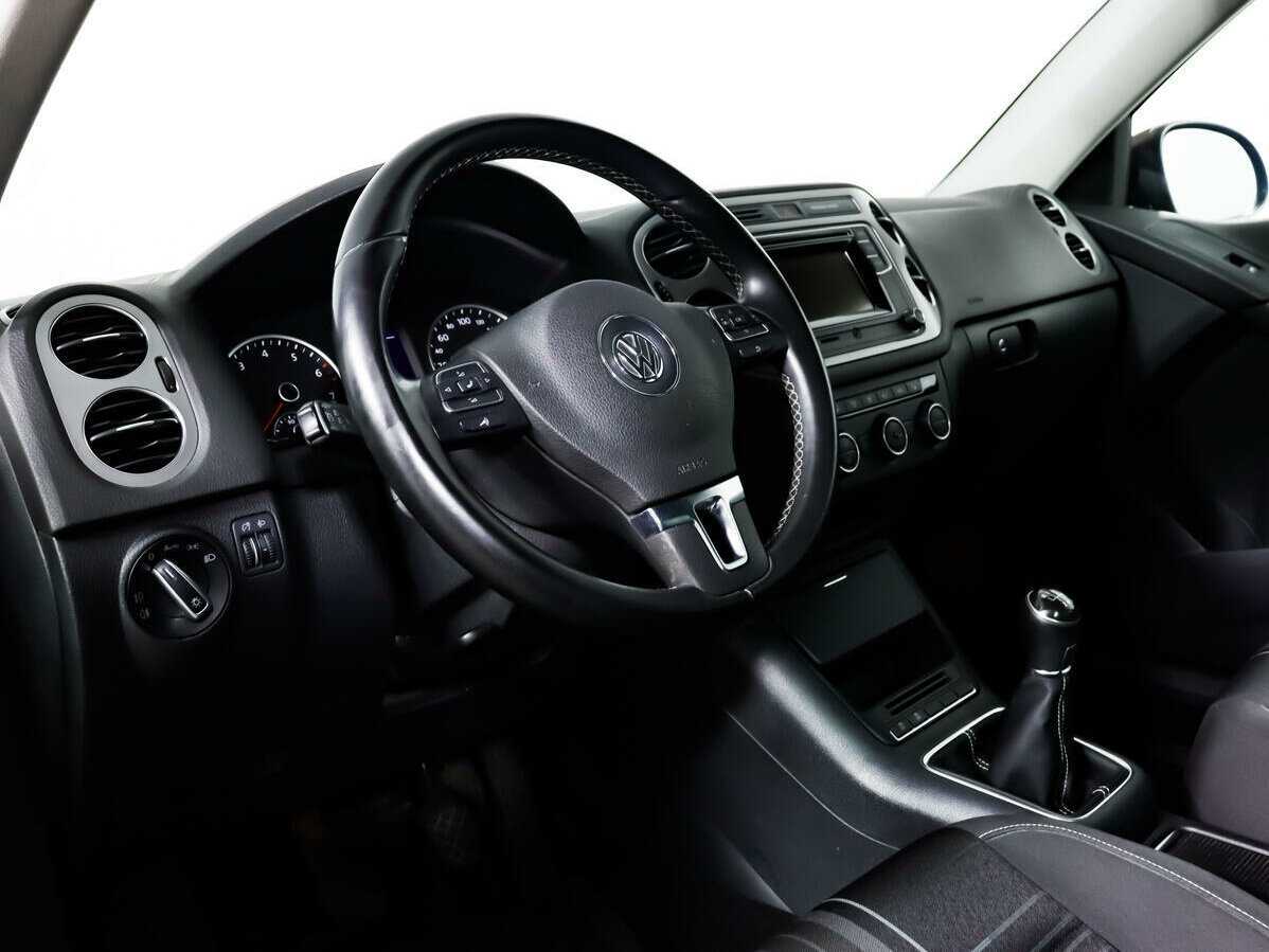 Volkswagen Tiguan, 2015 Фото №13