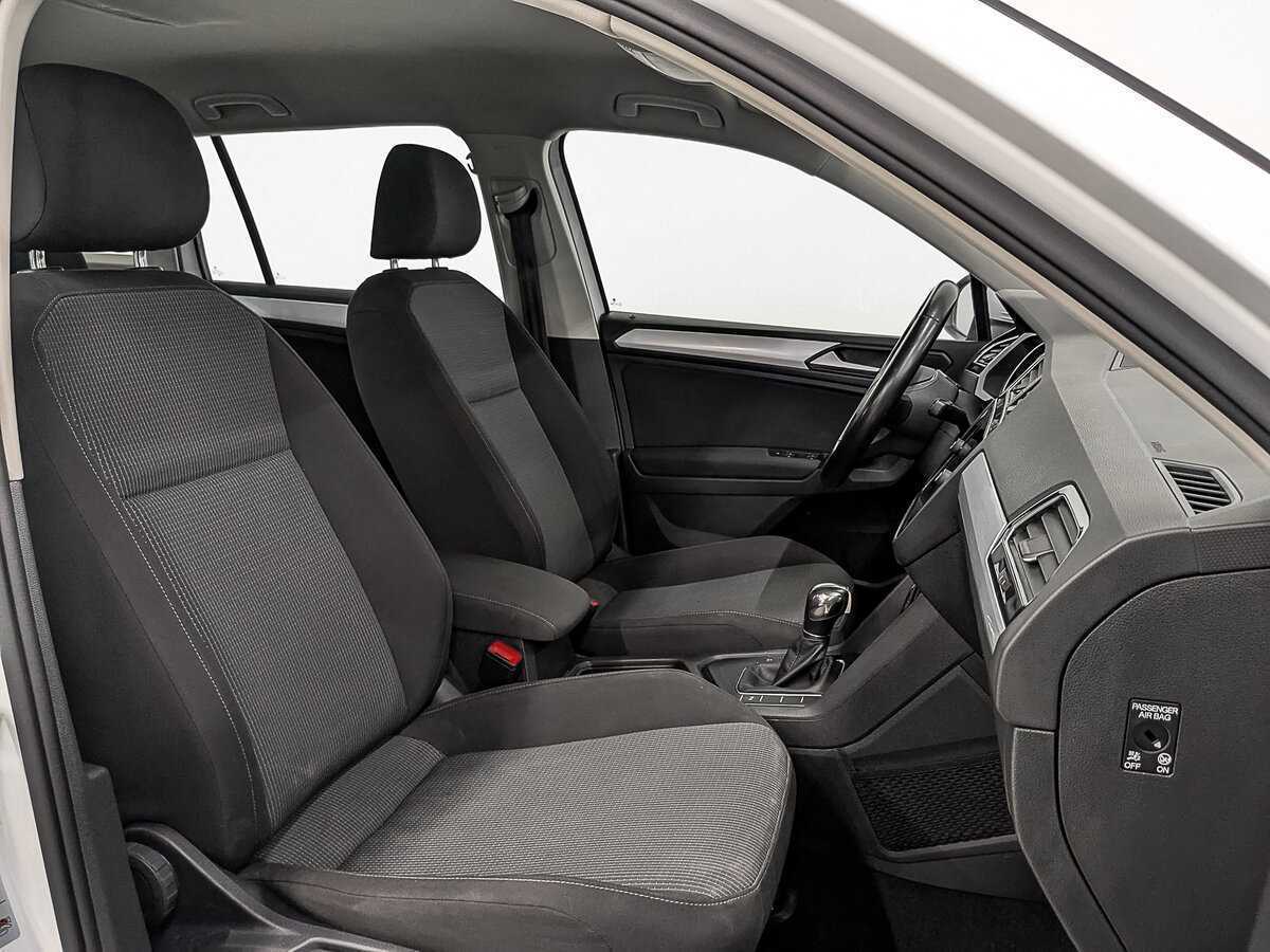 Volkswagen Tiguan, 2021 Фото №22