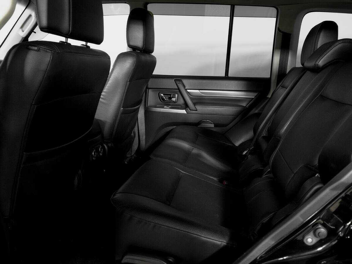 Mitsubishi Pajero, 2014 Фото №10