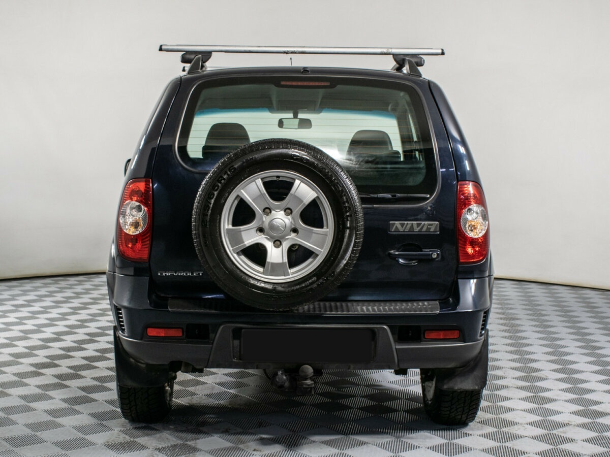 Chevrolet Niva I Рестайлинг, 2012 Фото №5