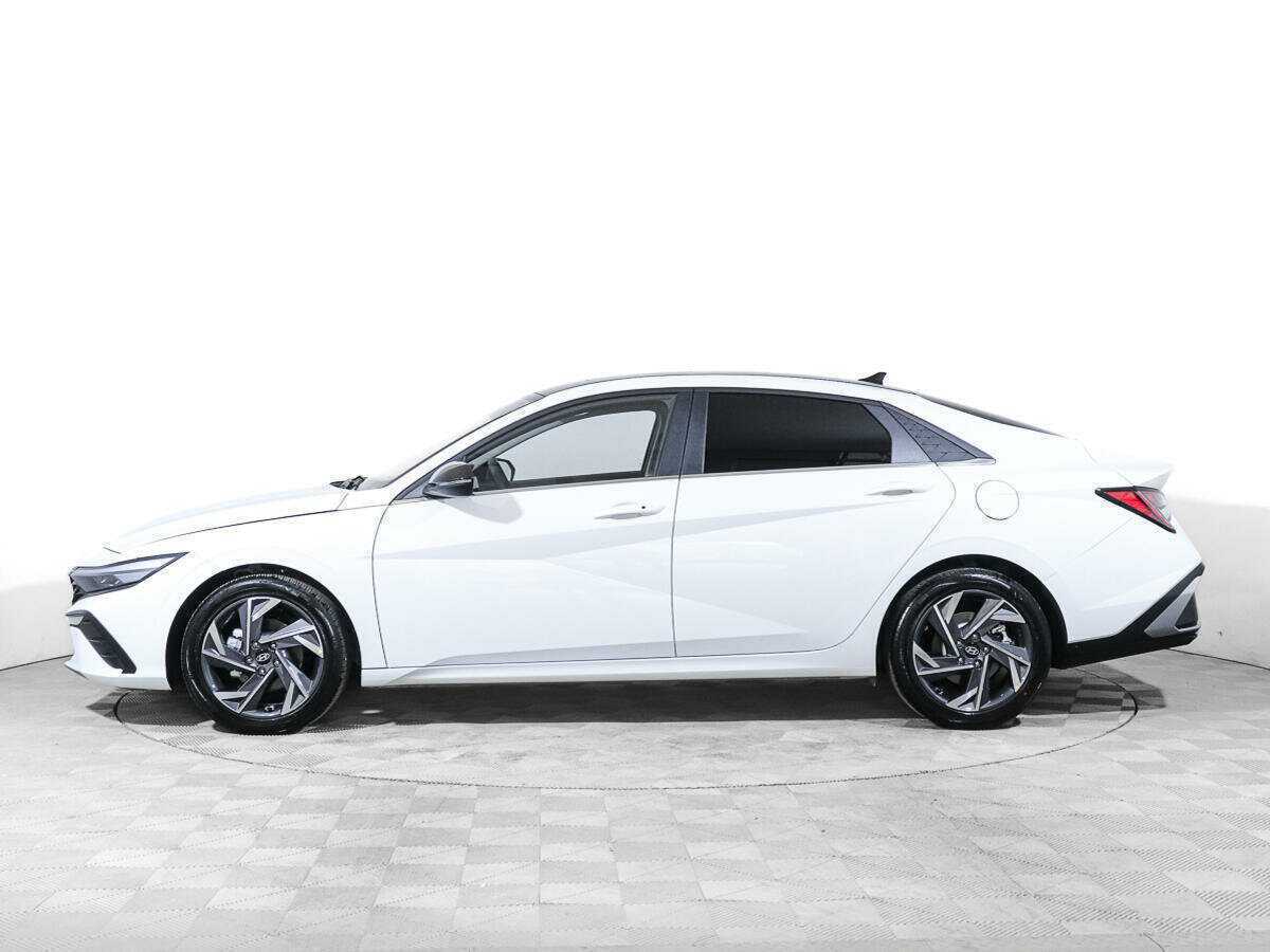 Hyundai Elantra, 2024 Фото №7