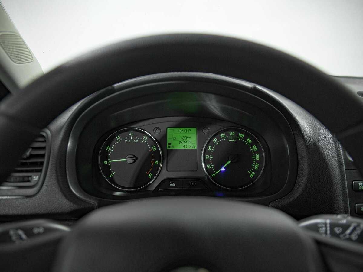 Skoda Fabia, 2013 Фото №7