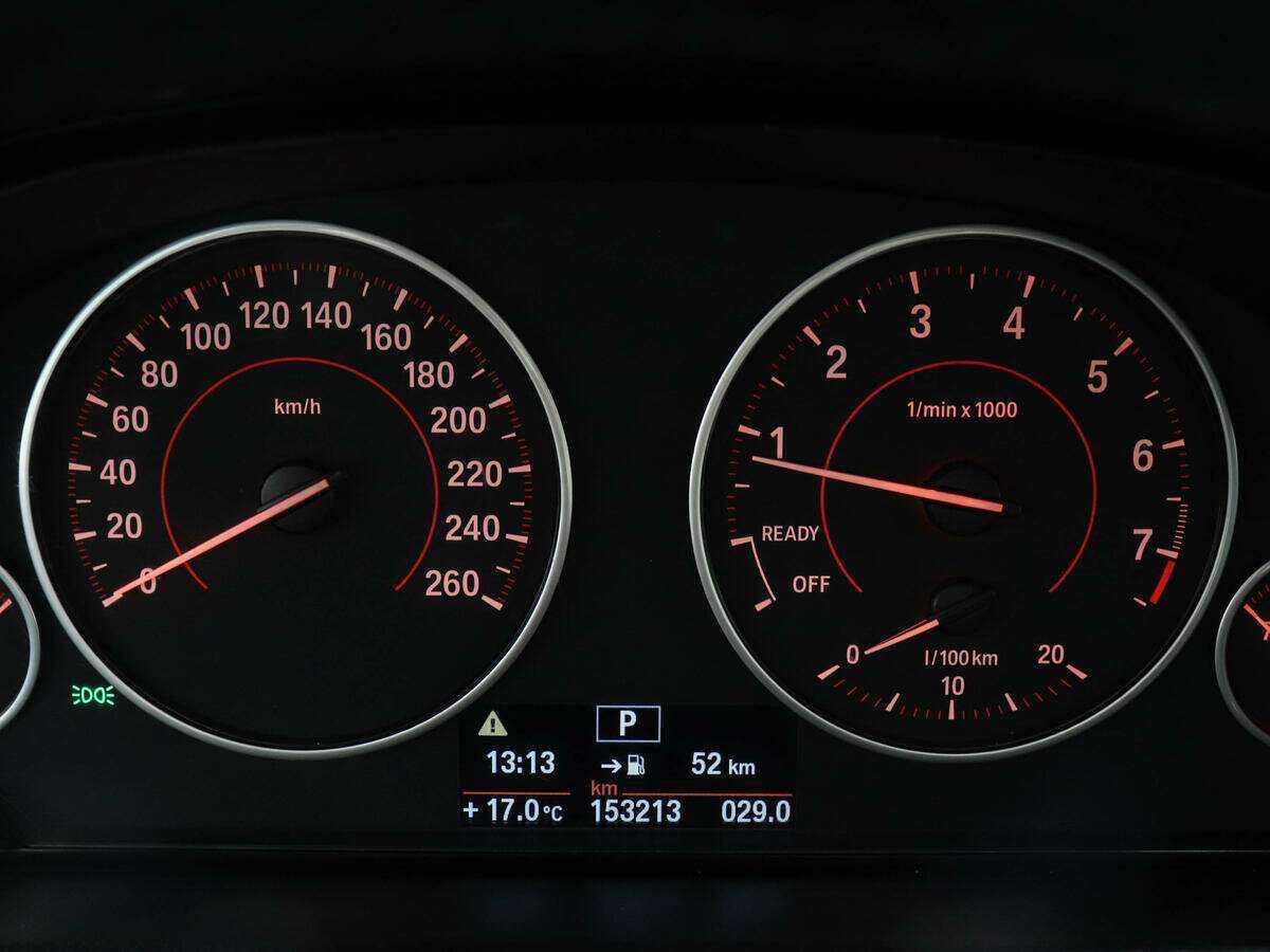 BMW 3 серии 320i, 2013 Фото №7