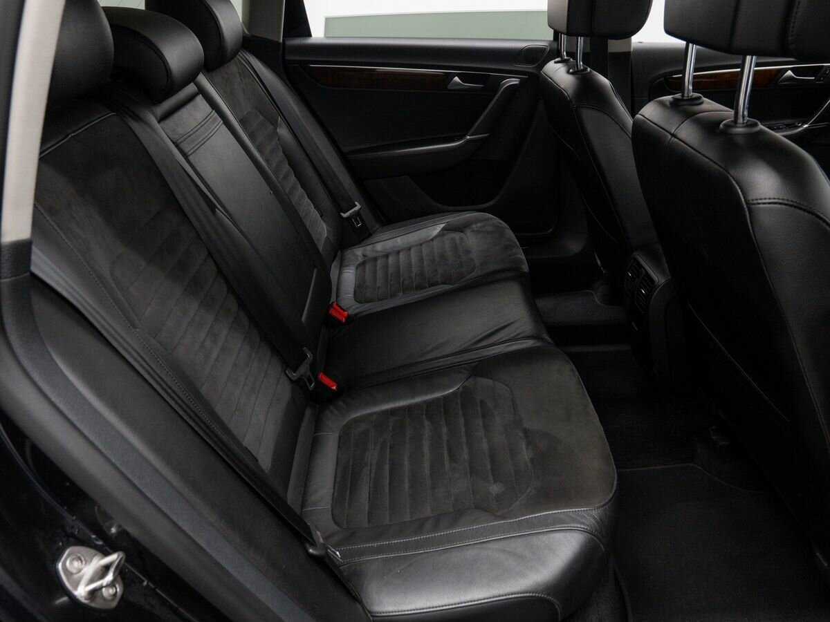 Volkswagen Passat, 2012 Фото №9