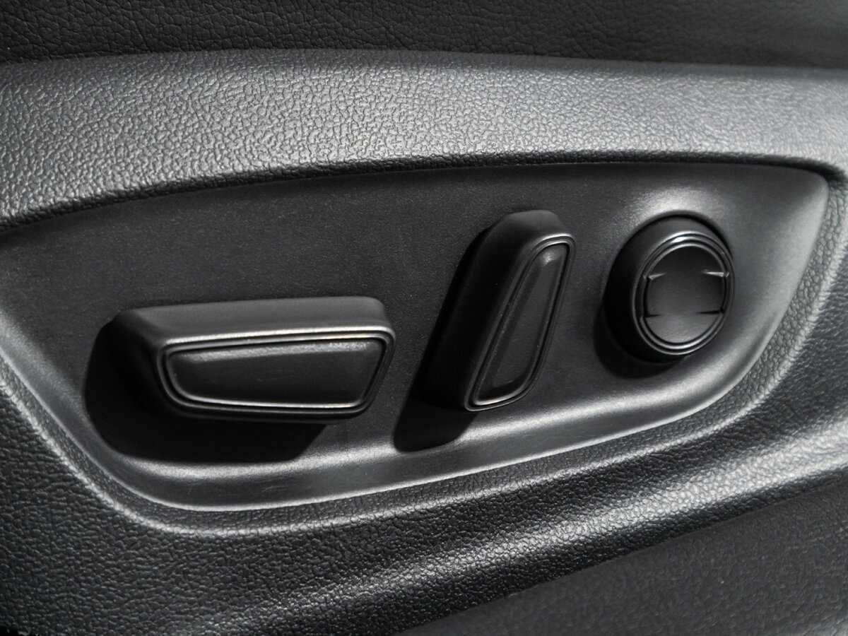 Toyota Camry, 2021 Фото №14